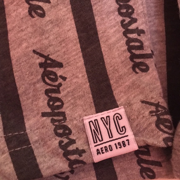 Aeropostale Short Sleeves T shirt- M&L - Picture 5 of 5